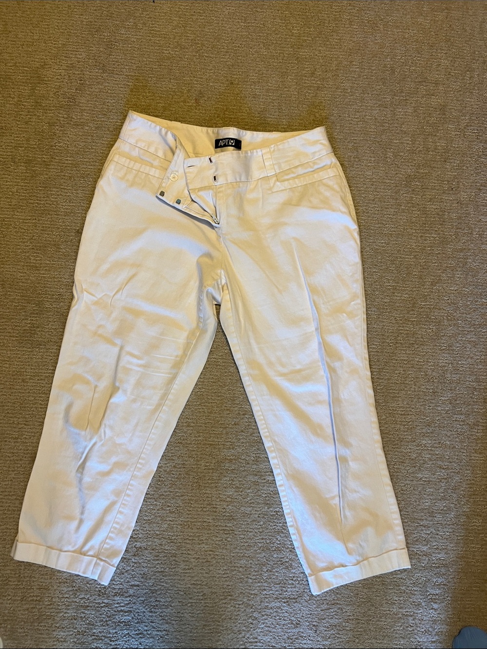 Apt. 9 White Cropped Chino Pants